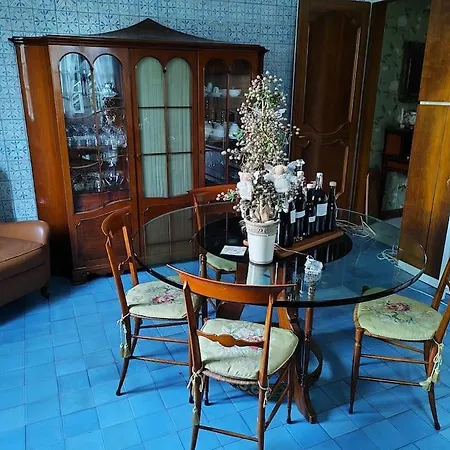 Casa Valli 레조넬에밀리아